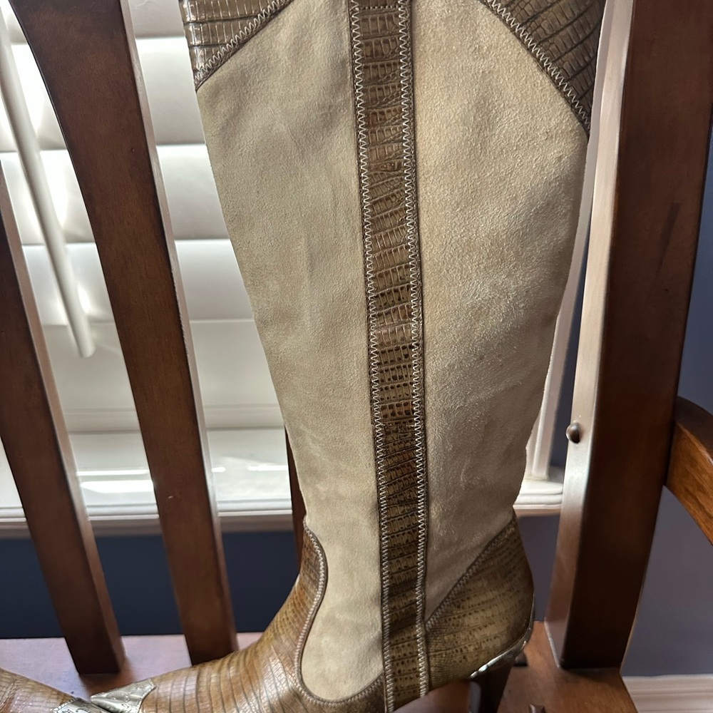 J. Vincent Suede & Leather 
 Heeled Boots for Women - Picture 7 of 16